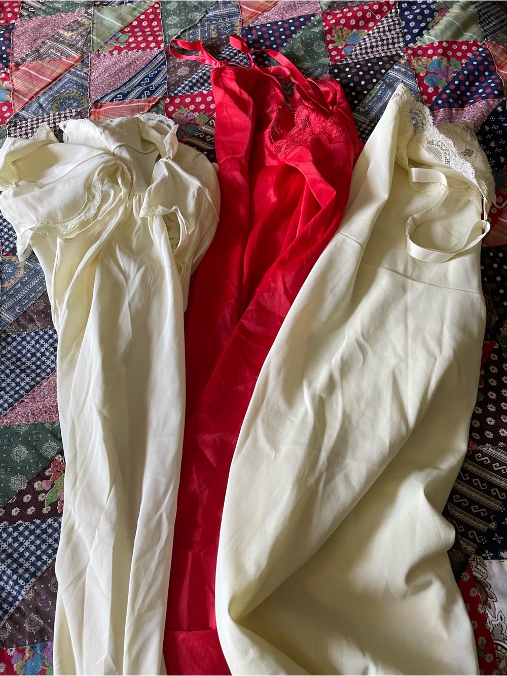 Set of 3 Vintage Slips/nightgowns Assorted, Red & Yellow Small
